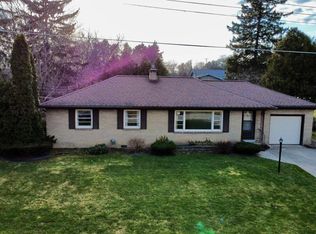 945 Orchard Ct, Saginaw, MI