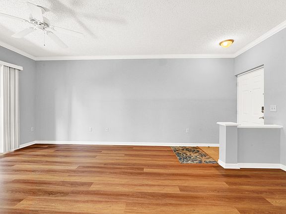 4th image of 3106 Tuscany Way