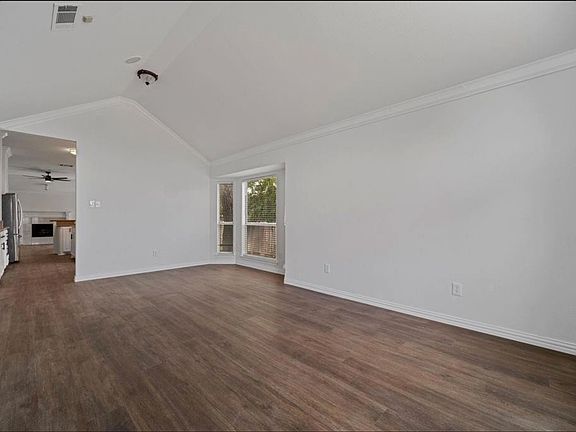 4th image of 2820 Freedom Cir