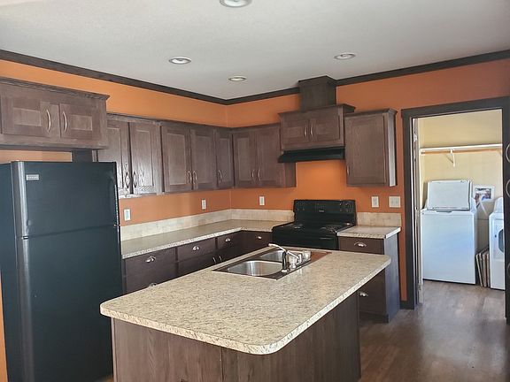 3rd image of 289 Silver Peak Dr #433