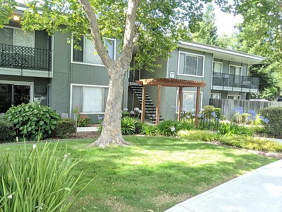 4th image of 4941 Stamas Ln APT 2