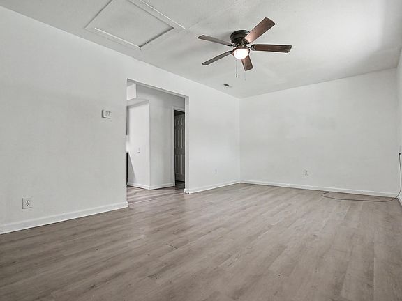 2nd image of 1717 W Webster Street