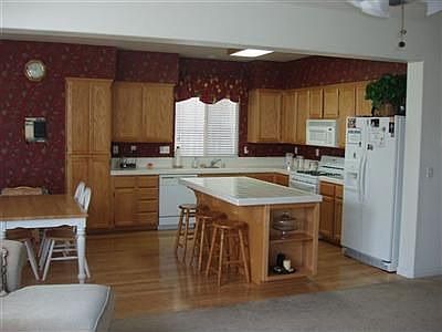 2nd image of 9548 Baypoint Way