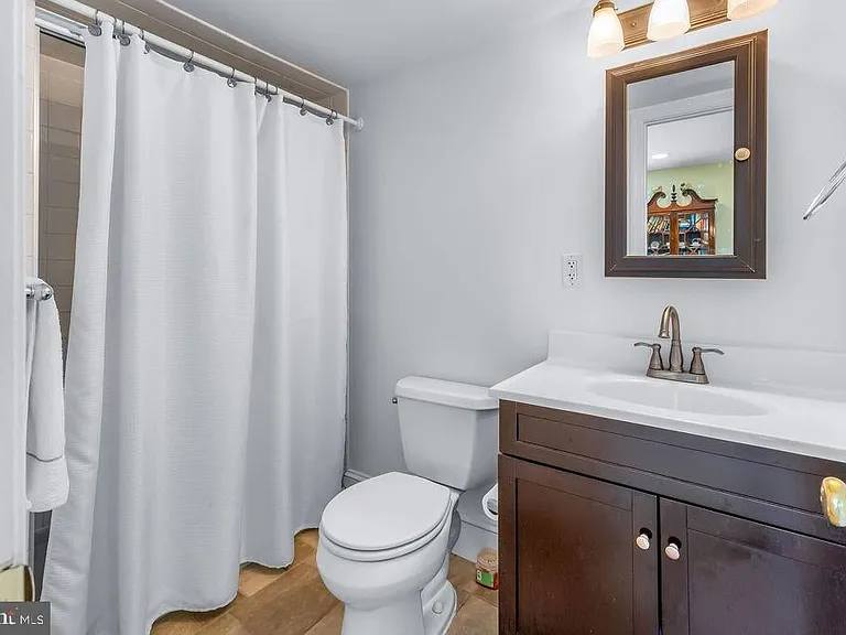1329 Gresham Rd — Photo 47