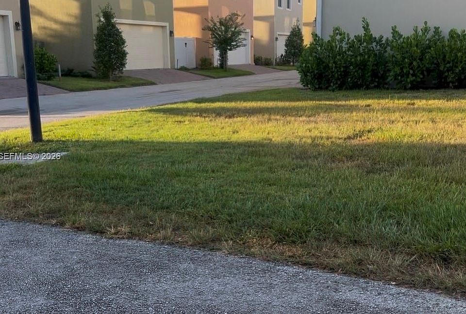 1st image of 2366 SE Tavares Dr