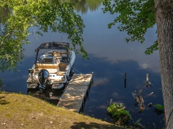 57 Shirley Rd, Shrewsbury, MA 01545