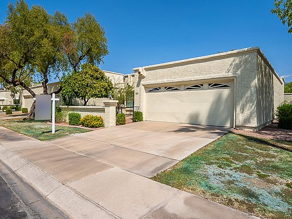 2nd image of 7811 S Peach Dr