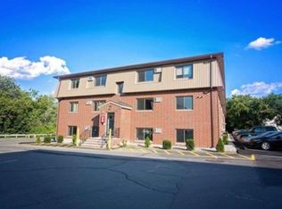 65 Log St APT 2B, Manchester, NH 03102