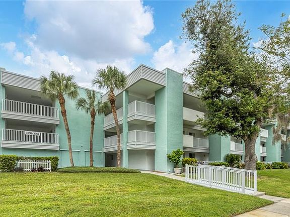 2nd image of 3300 Beneva Rd S #224