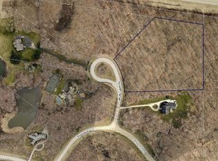 17961 Windy Lakes Cir, Chagrin Falls, OH 44023
