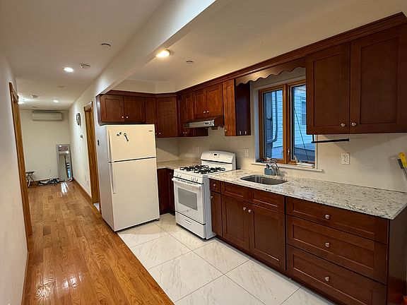 4th image of 45-12 163rd St Floor 2