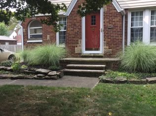 130 E 213th St, Euclid, OH 44123