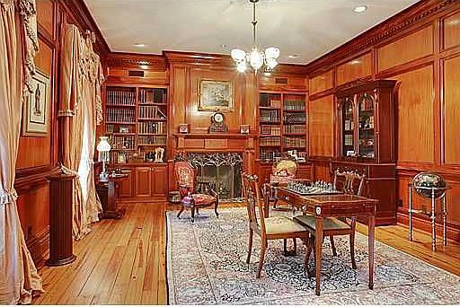 2nd image of 60110 Oaklawn Ave