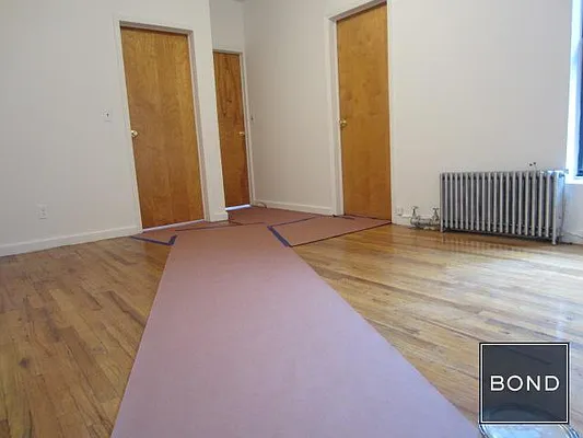 Rented by Bond New York | media 17