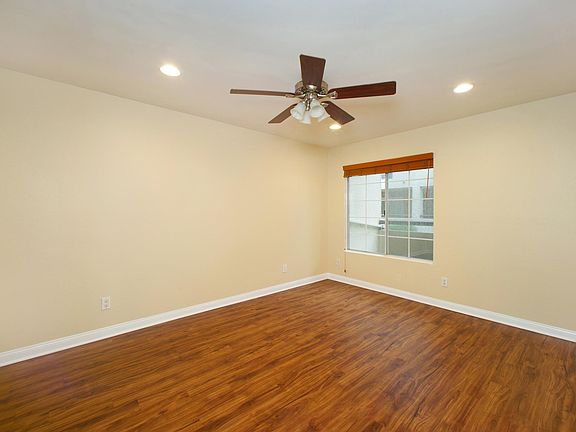 4th image of 5525 Canoga Ave APT 108