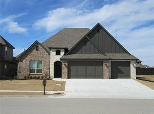 4392 S 172nd Ave E, Tulsa, OK 74134