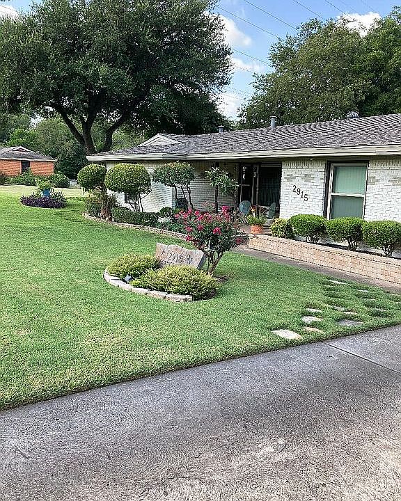 1st image of 2915 Scruggs Park Dr