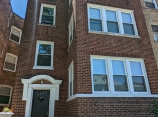 2443 W Gunnison St #3, Chicago, IL 60625
