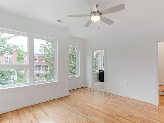 4th image of 1212 Porter St #Btwo