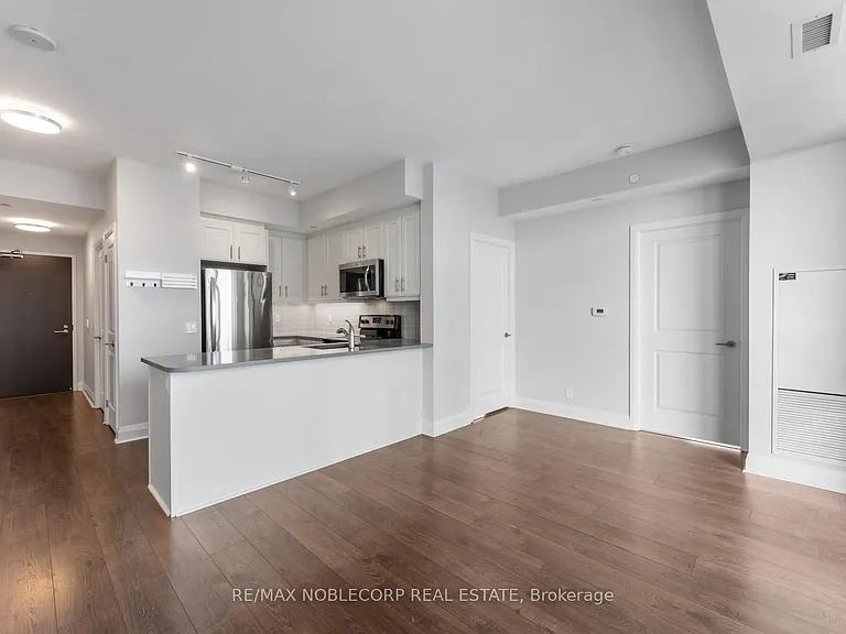 15 Zorra St #1302 — Photo 17