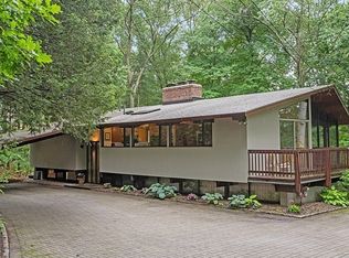 92 Whits End Rd, Concord, MA 01742