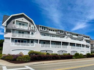 2 Quinapoxet Ave #11AU, Falmouth, MA 02540