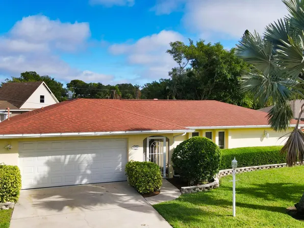 6019 Hollywood Blvd, Sarasota, FL 34231