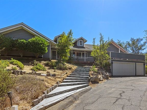 2nd image of 1619 Ranchwood Ln