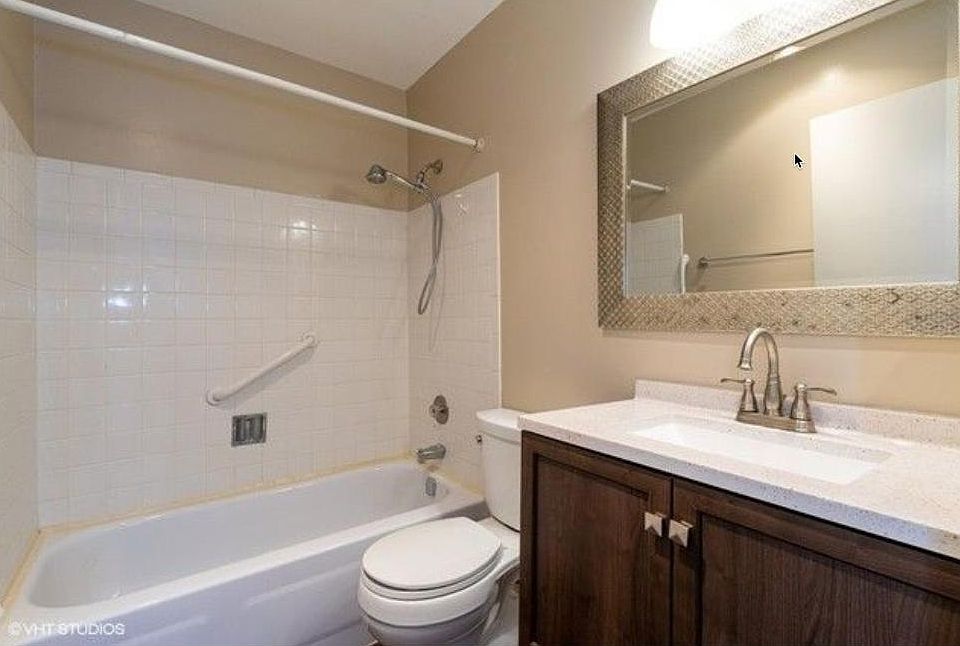 Full Second bath. Shower over tub.