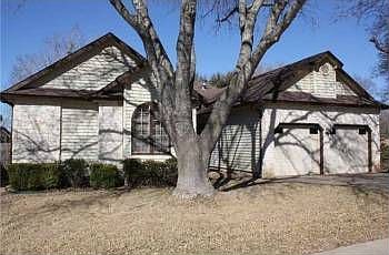 1st image of 10210 Lindshire Ln