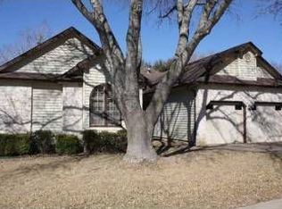 10210 Lindshire Ln, Austin, TX 78748