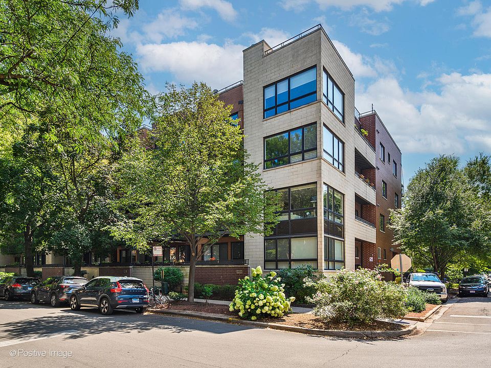 1st image of 2255 W Wabansia Ave APT 408