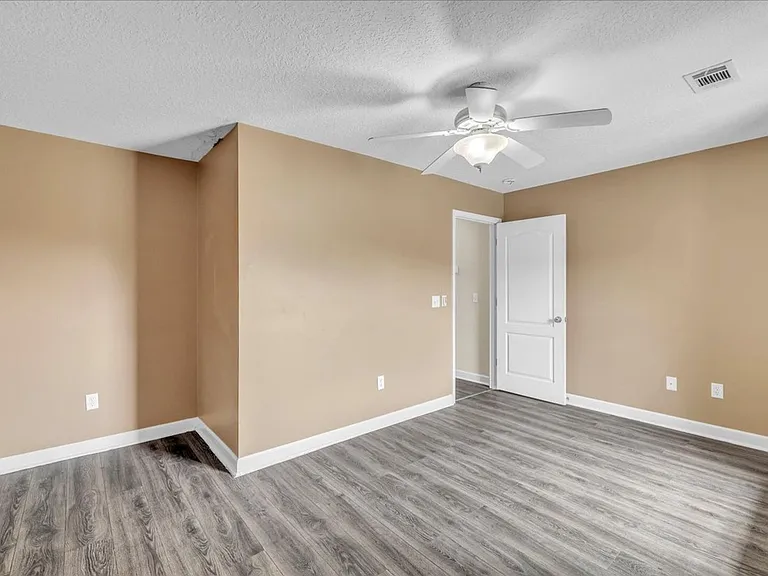 256 Savannah Ln — Photo 21