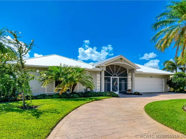 3554 SE Fairway E, Stuart, FL 34997