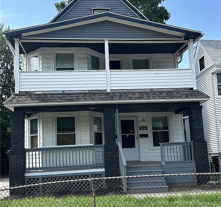 1st image of 1234 E 84th St