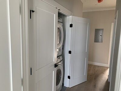 5th image of 157 Everett St #302A