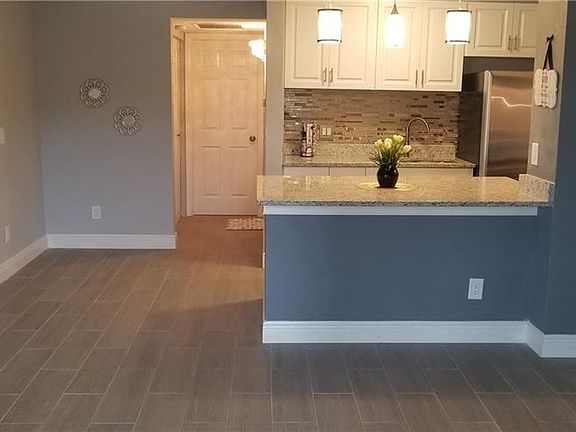 4th image of 1235 S Highland Ave #2-305