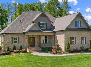 7819 Backridge Dr, Stokesdale, NC 27357