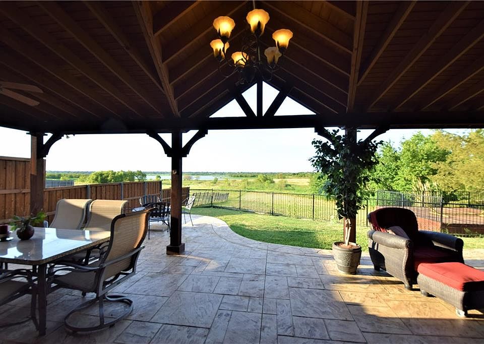 1st image of 4017 Lakeside Dr