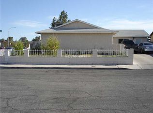 6201 N Sir Lancelot Cir, Las Vegas, NV 89108