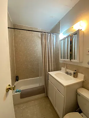 Rented by EXR | media 17