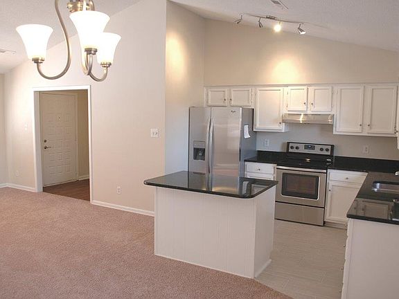 3rd image of 2531 Cottage Pl