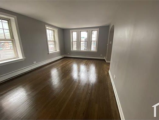 5th image of 1962 E 71st Pl #1