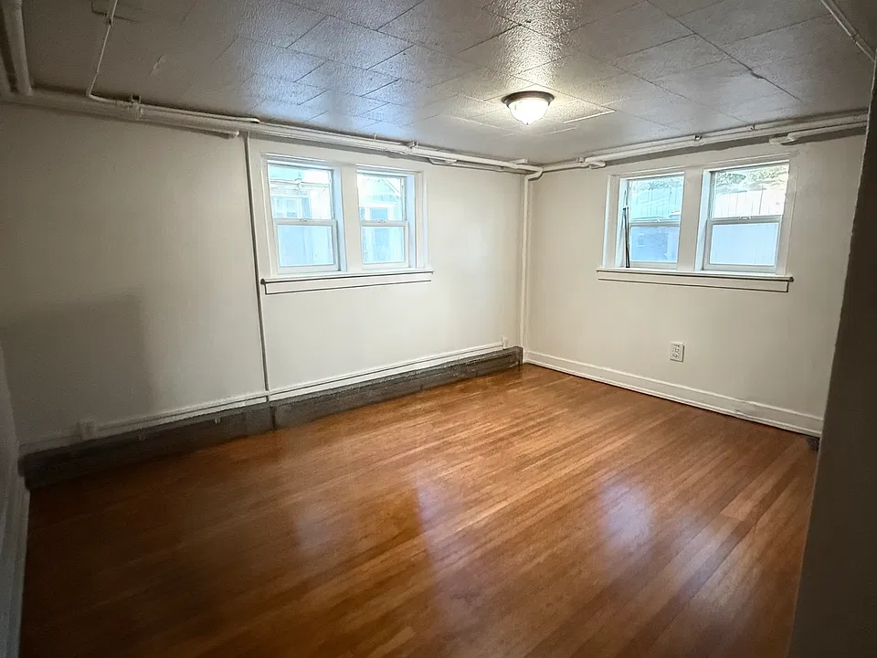 910 Greenwood Ave #19