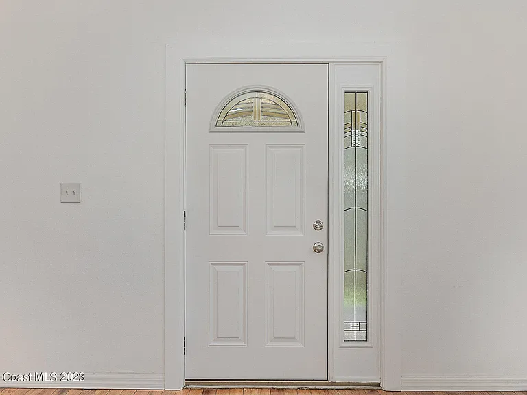 533 E Lincoln Ave — Photo 5