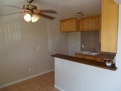 132 E Bay St #C — Photo 2