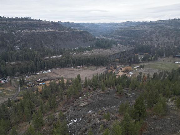 5th image of 33055 Hawk Creek Ranch Rd N