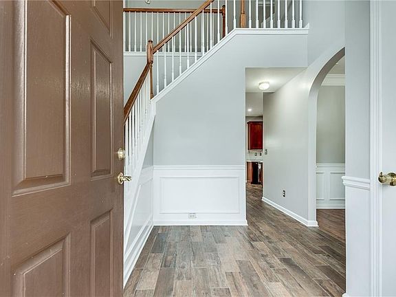 5th image of 1205 Stoney Field Pl
