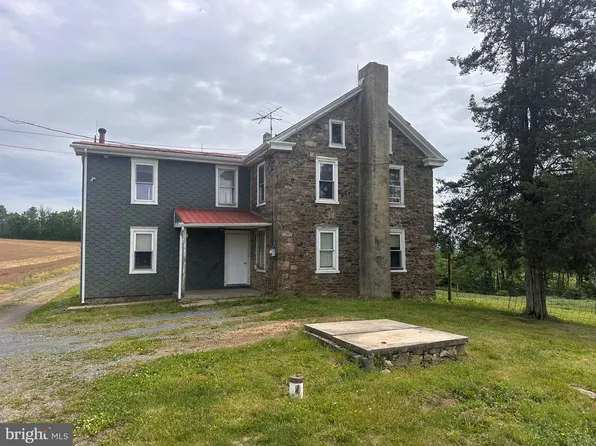 92 Deysher Rd, Fleetwood, PA 19522
