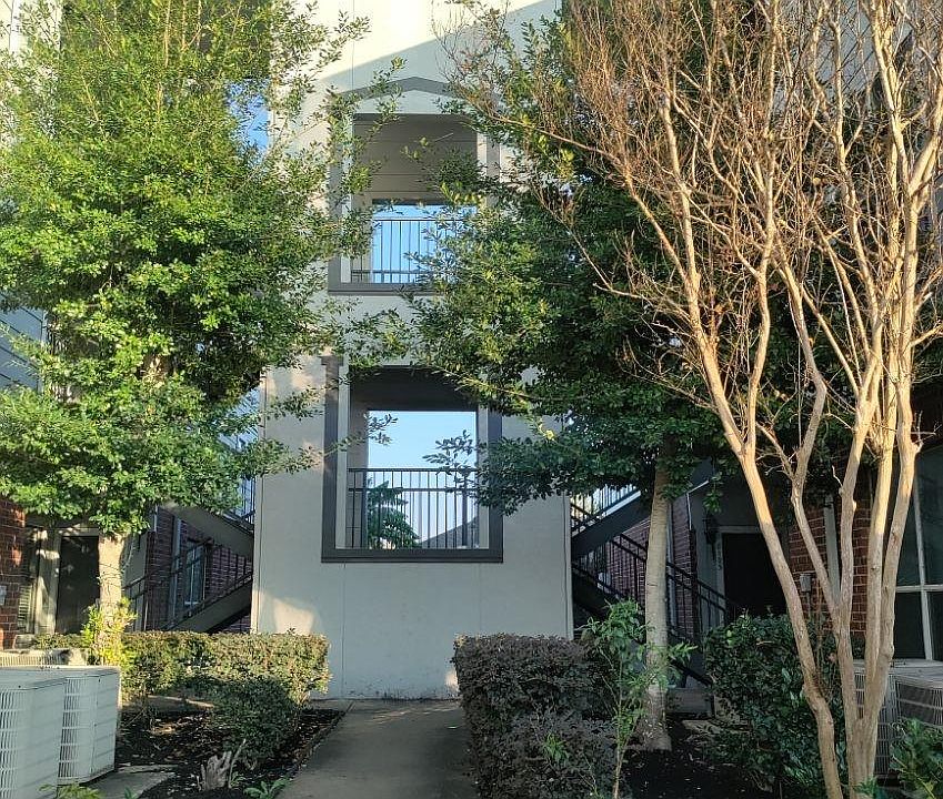 1st image of 6289 Wilcrest Dr APT 7100